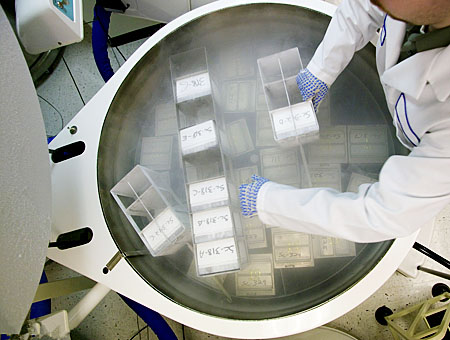 班德液氮罐针对个性化应用开发方案